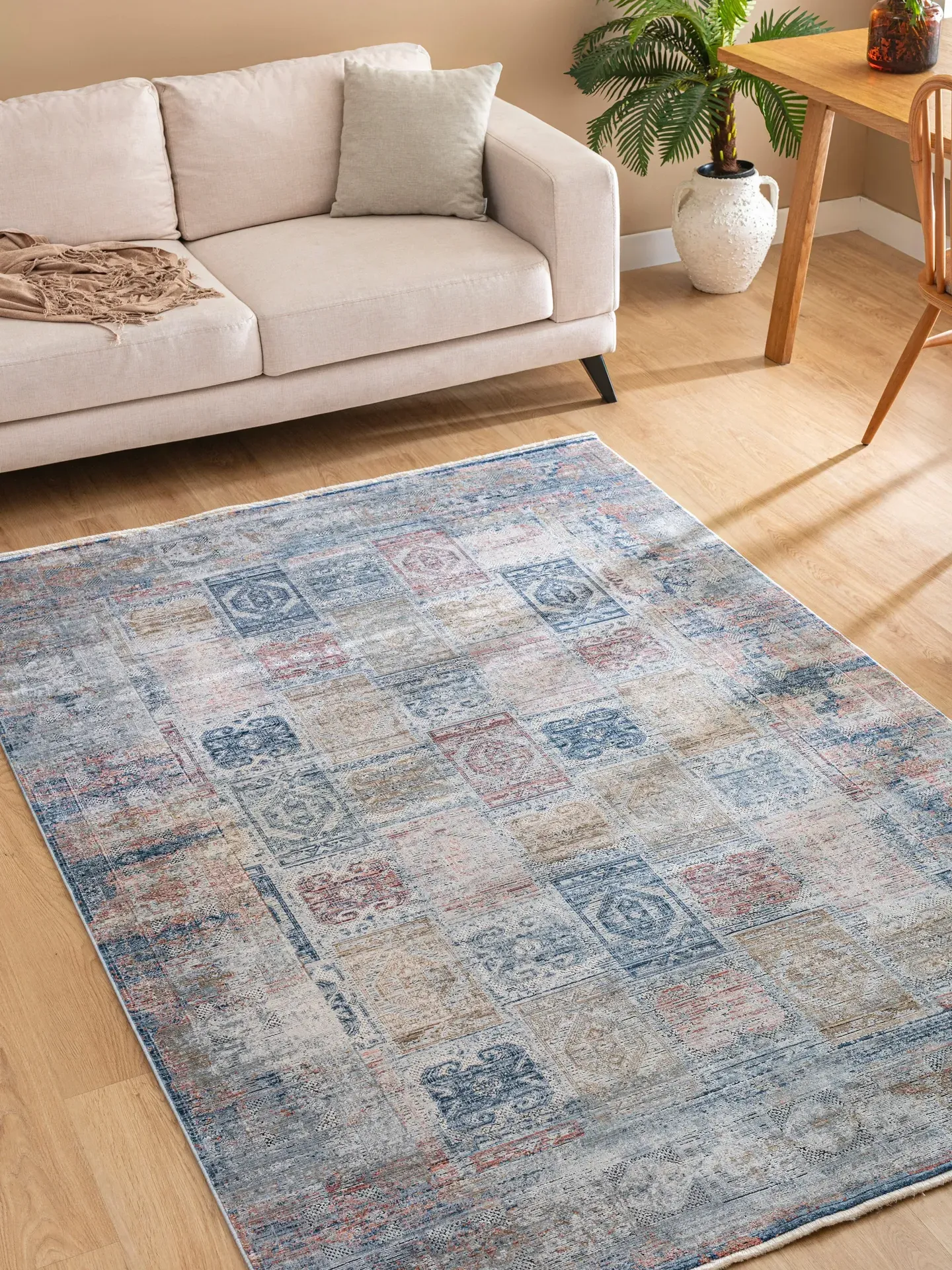 RENAİSSANCE 15108 Halı Modeli
